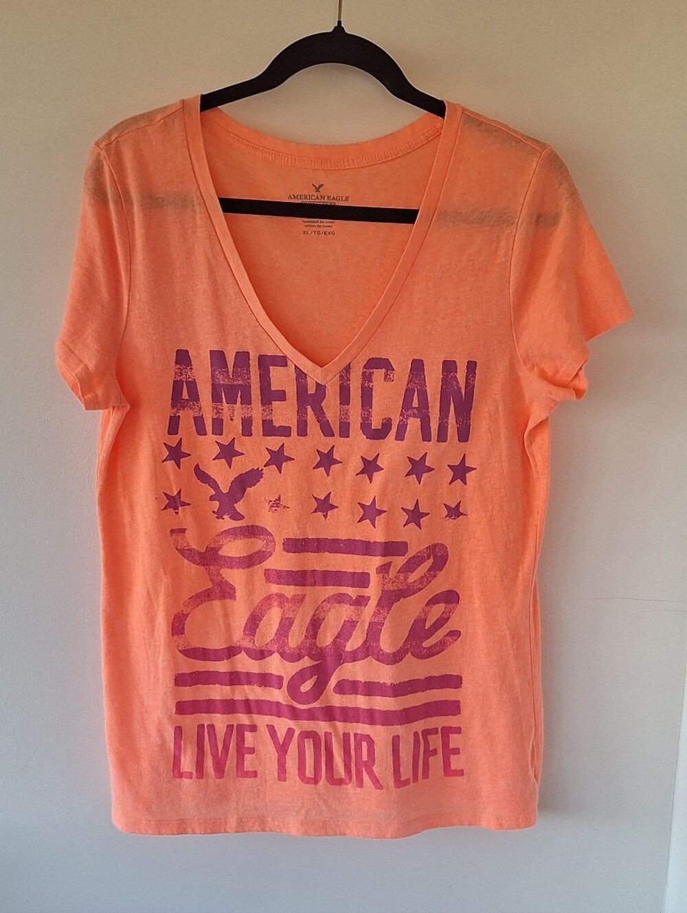 American Eagle Live Your Life Graphic V-Neck Tee Orange XL